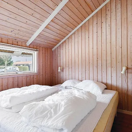 3 Bedroom Gorgeous Home In Sydals Hébergement de vacances Skovbyballe